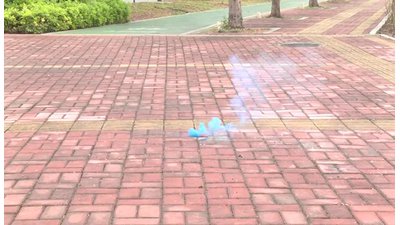 #25797 Petardos NO.4 FIRECRACKERS WITH BLUE SMOKE