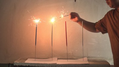 #27480 Sparklers 440mm