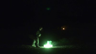 #27205 Petardos red green light fuse with bang